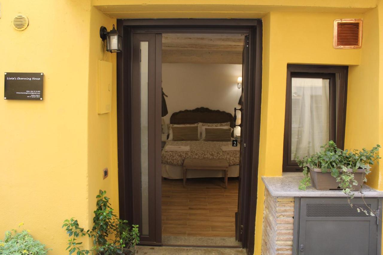 Livia'S Charming Room Trevignano Romano Bagian luar foto