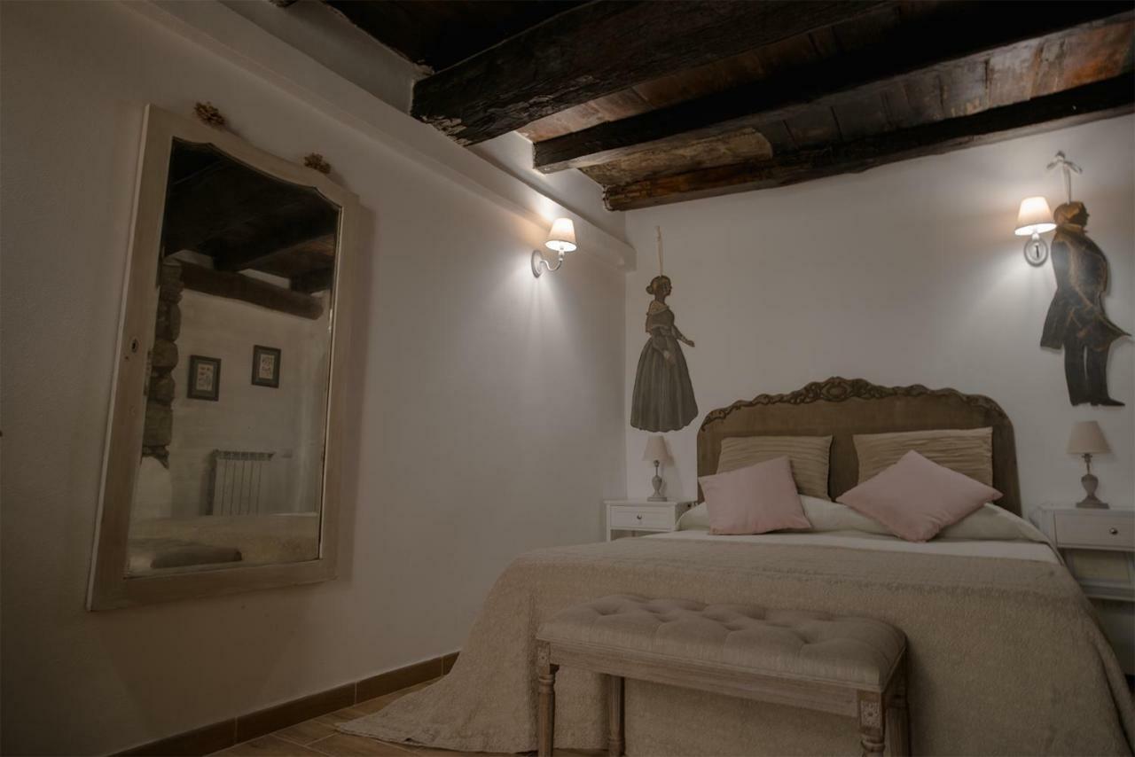 Livia'S Charming Room Trevignano Romano Bagian luar foto